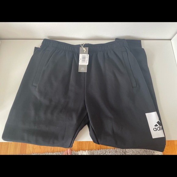 NEW! Men’s Adidas Box Logo Jogger Pants Size XL - Picture 1 of 5